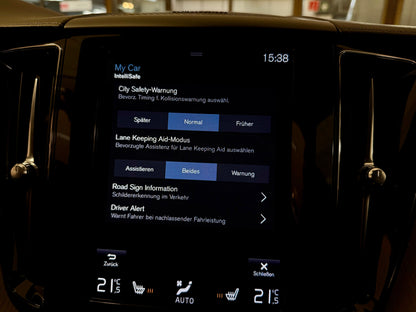 Volvo XC60 2.0 D4 INSCRIPTION LEDER LED H/K KAMERA SHZ