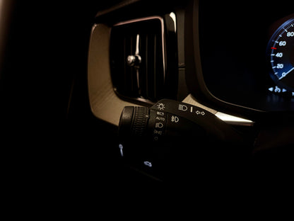 Volvo XC60 2.0 D4 INSCRIPTION LEDER LED H/K KAMERA SHZ