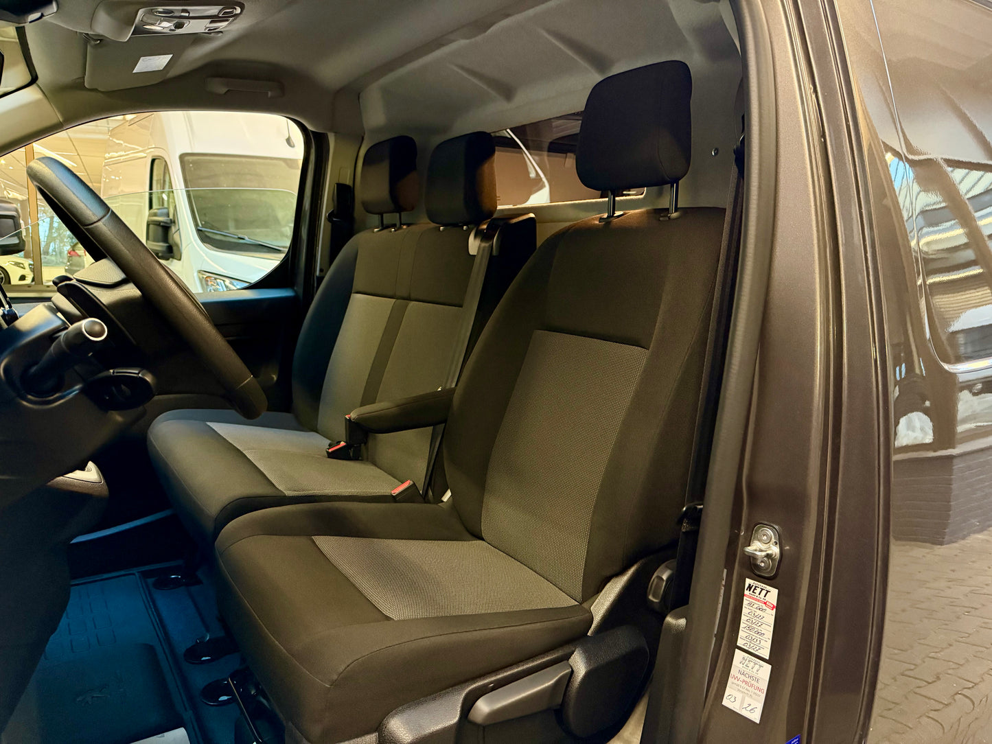 Peugeot Expert 2.0 HDi L2 AUTOMATIK 3SITZ KLIMA PDC DAB