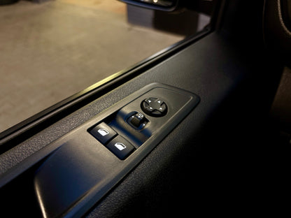 Peugeot Expert 2.0 HDi L2 AUTOMATIK 3SITZ KLIMA PDC DAB