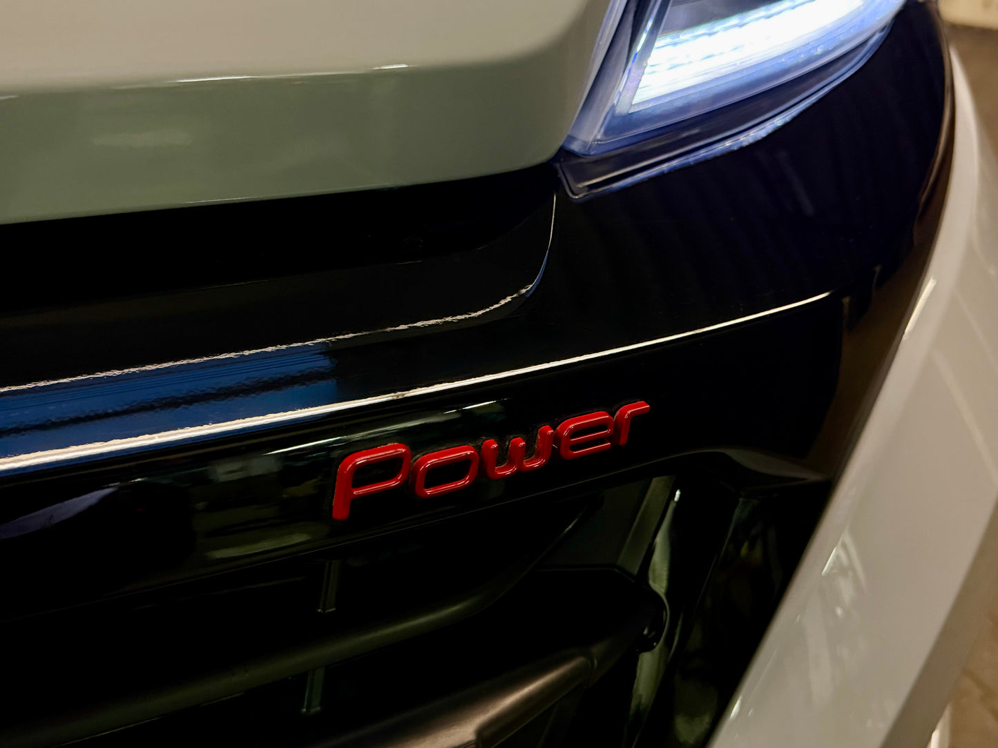 Fiat Ducato 2.3 D L5H2 AUTOMATIK VERGLAST AHK CAM PDC