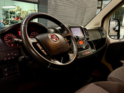 Fiat Ducato 2.3 D L5H2 AUTOMATIK VERGLAST AHK CAM PDC