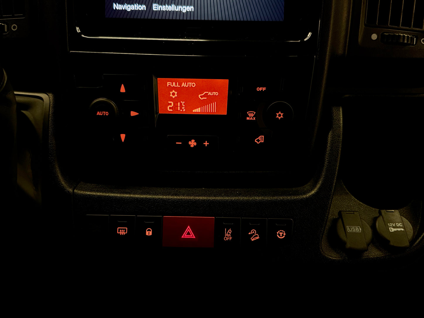 Fiat Ducato 2.3 D L5H2 AUTOMATIK VERGLAST AHK CAM PDC