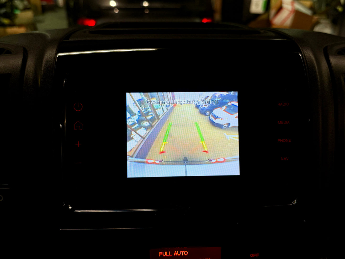 Fiat Ducato 2.3 D L5H2 AUTOMATIK VERGLAST AHK CAM PDC