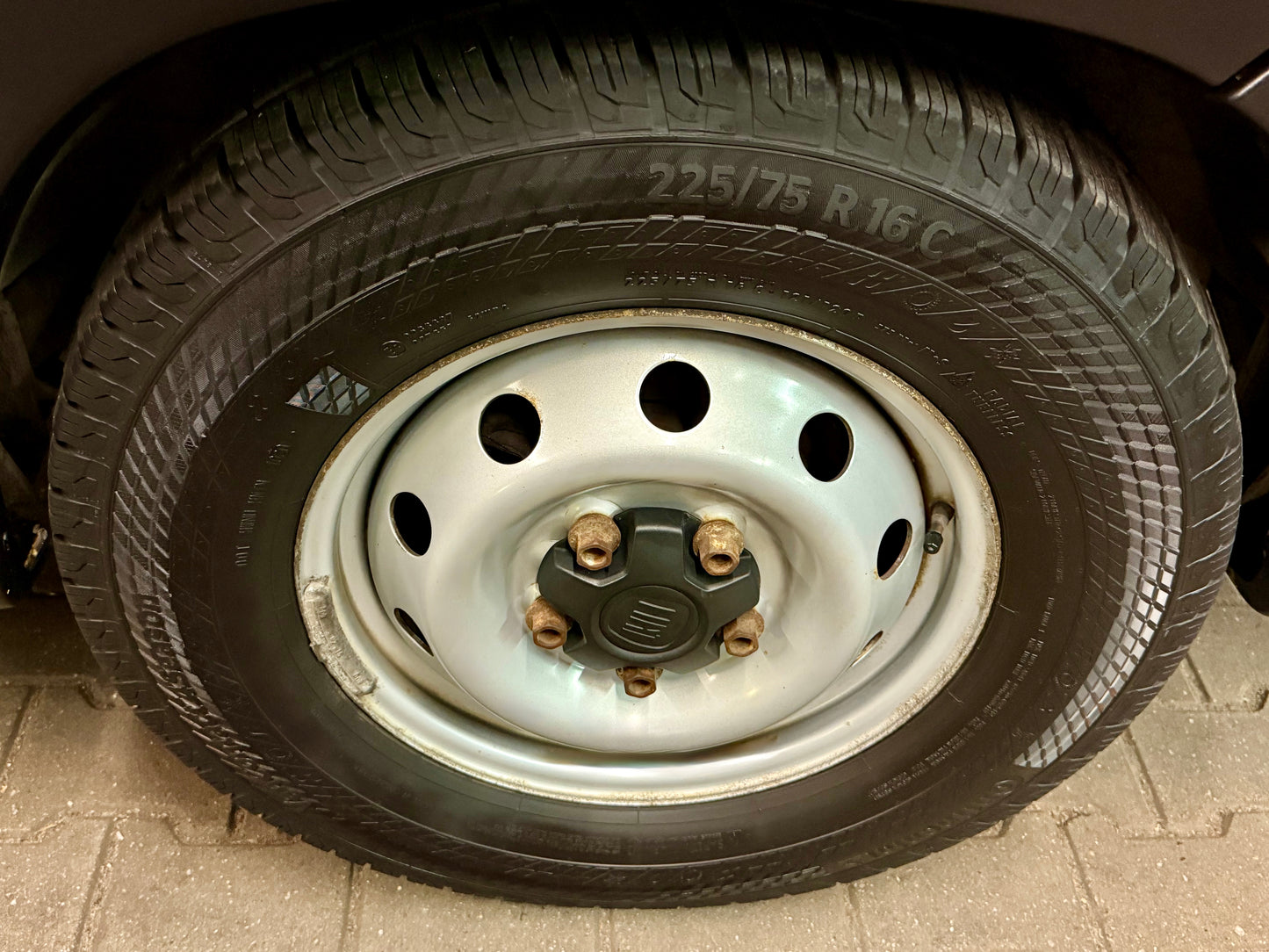 Fiat Ducato 2.3 D L5H2 AUTOMATIK VERGLAST AHK CAM PDC