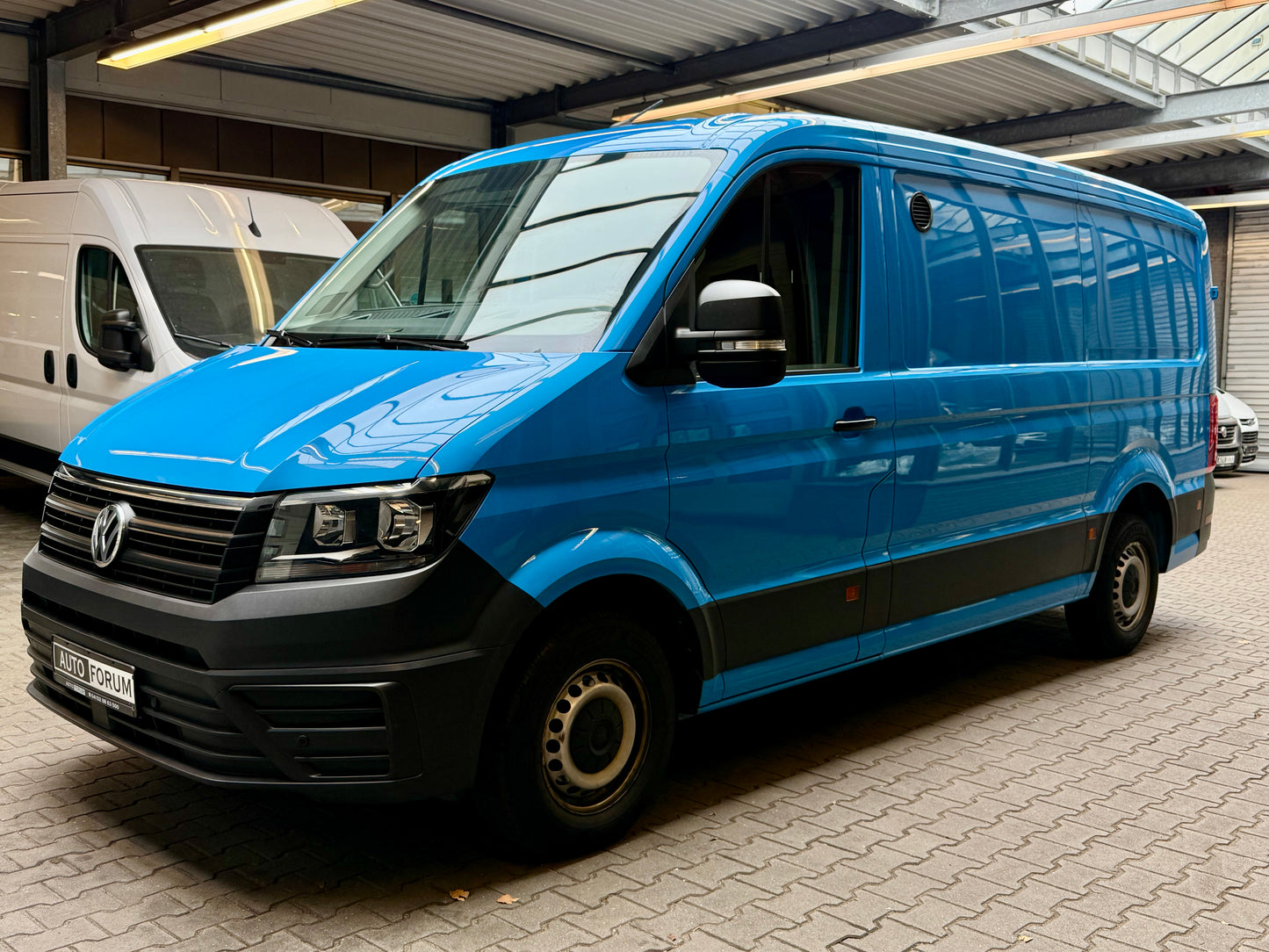 Volkswagen Crafter 2.0 TDI L3H2 3,5t AHK NAVI KAMERA PDC