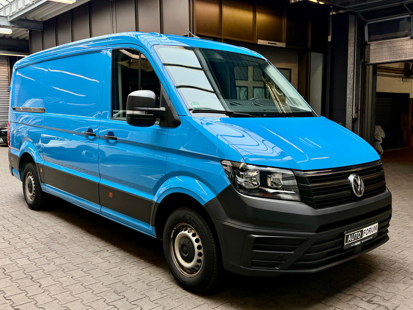 Volkswagen Crafter 2.0 TDI L3H2 3,5t AHK NAVI KAMERA PDC
