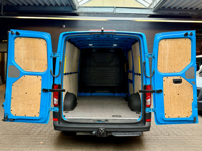 Volkswagen Crafter 2.0 TDI L3H2 3,5t AHK NAVI KAMERA PDC