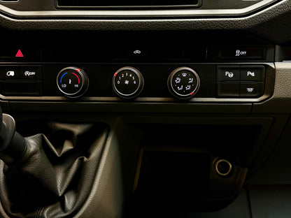 Volkswagen Crafter 2.0 TDI L3H2 3,5t AHK NAVI KAMERA PDC