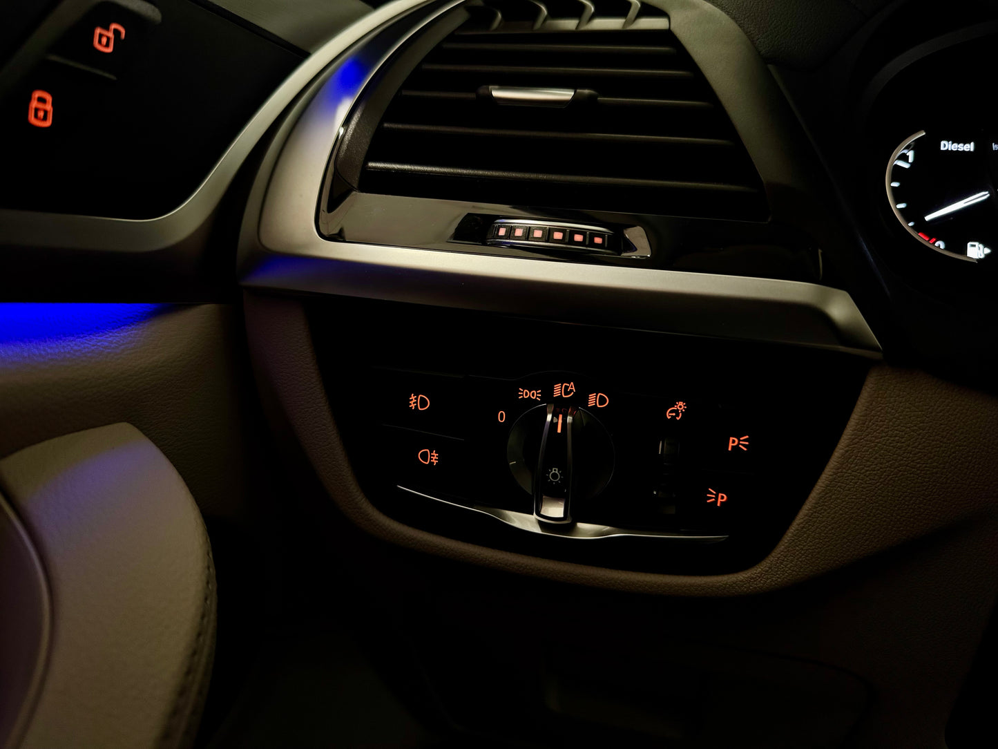 BMW X3 20d xDrive LUXURY LEDER LED STANDHZG PDC SHZ