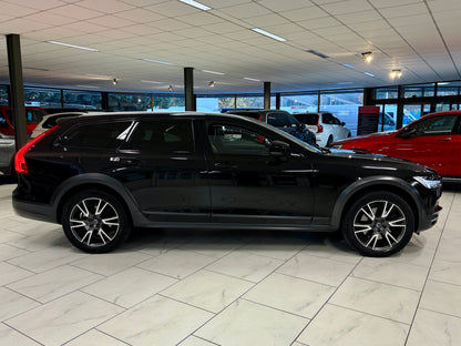 Volvo V90 2.0 D5 CC AWD AUT AHK LEDER LED SHZ CAM PDC