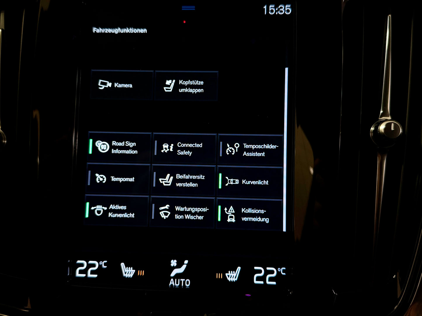 Volvo V90 2.0 D5 CC AWD AUT AHK LEDER LED SHZ CAM PDC