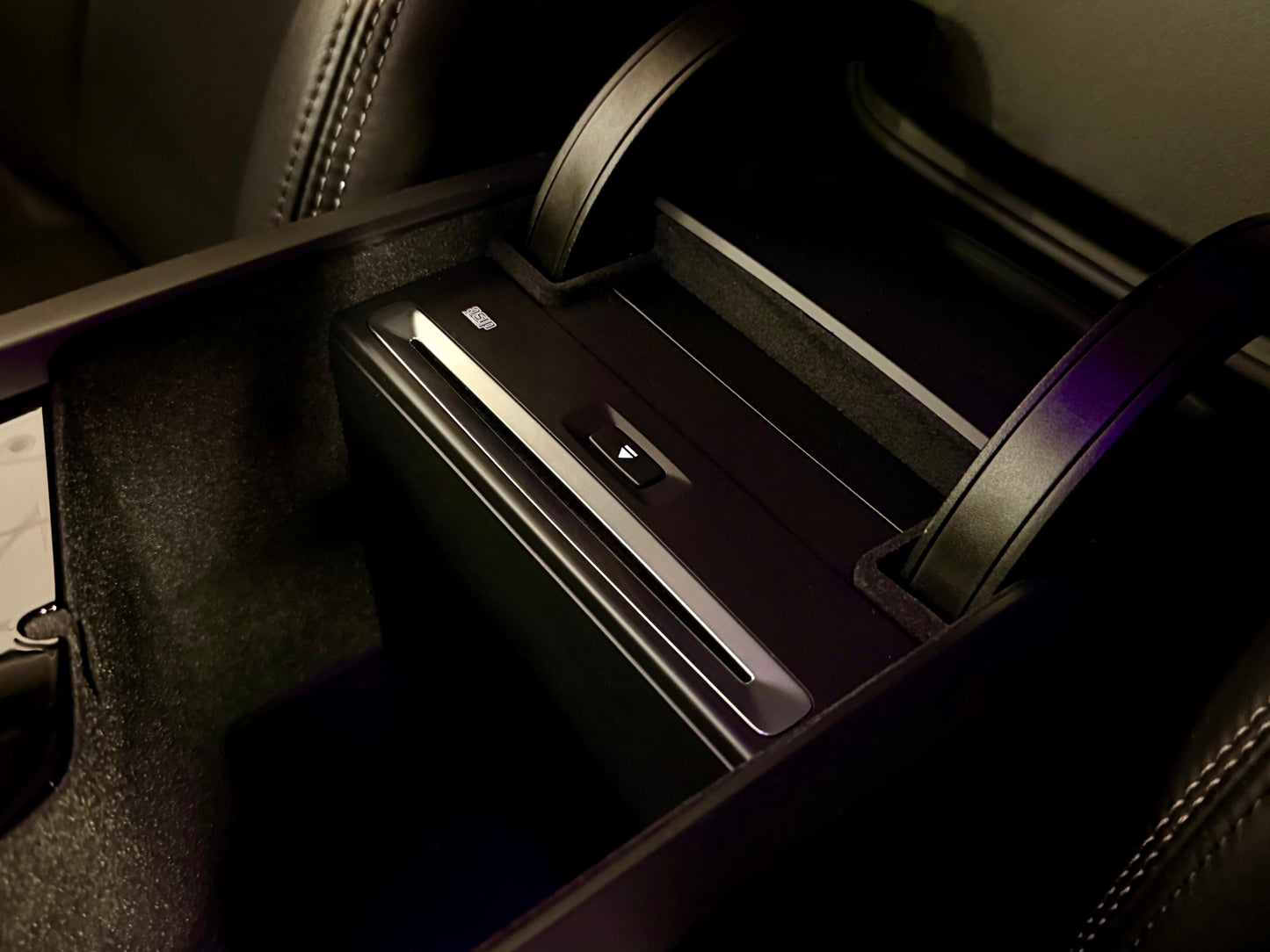 Volvo V90 2.0 D5 CC AWD AUT AHK LEDER LED SHZ CAM PDC