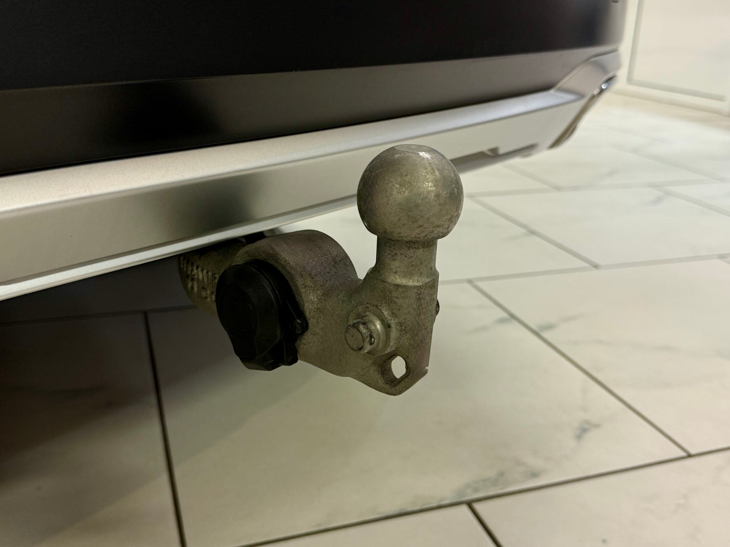 Volvo V90 2.0 D5 CC AWD AUT AHK LEDER LED SHZ CAM PDC