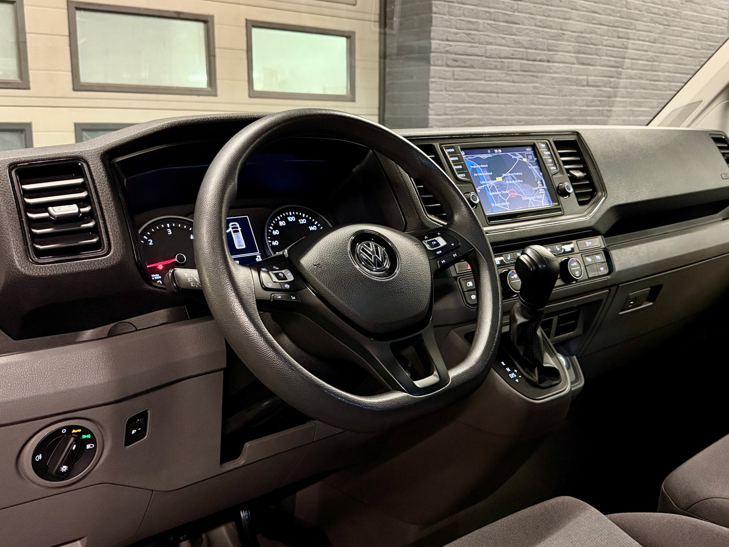 Volkswagen Crafter 2.0 TDI L4H3 AUTOMATIK 3,5t AHK NAVI CAM