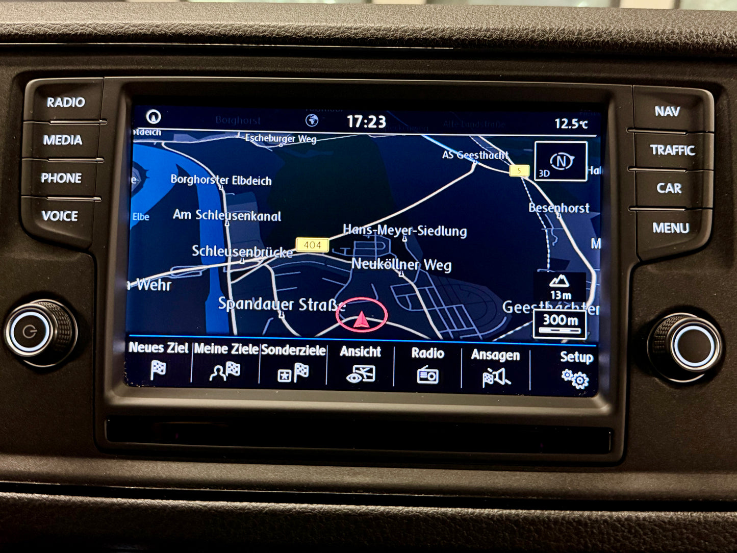 Volkswagen Crafter 2.0 TDI L4H3 AUTOMATIK 3,5t AHK NAVI CAM