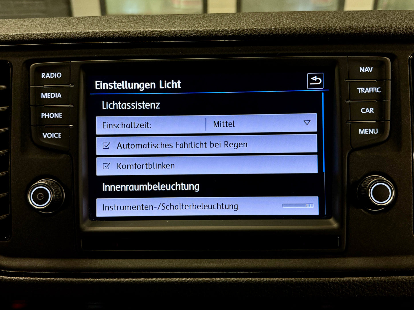 Volkswagen Crafter 2.0 TDI L4H3 AUTOMATIK 3,5t AHK NAVI CAM