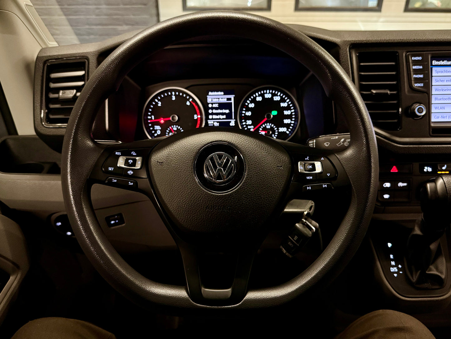 Volkswagen Crafter 2.0 TDI L4H3 AUTOMATIK 3,5t AHK NAVI CAM