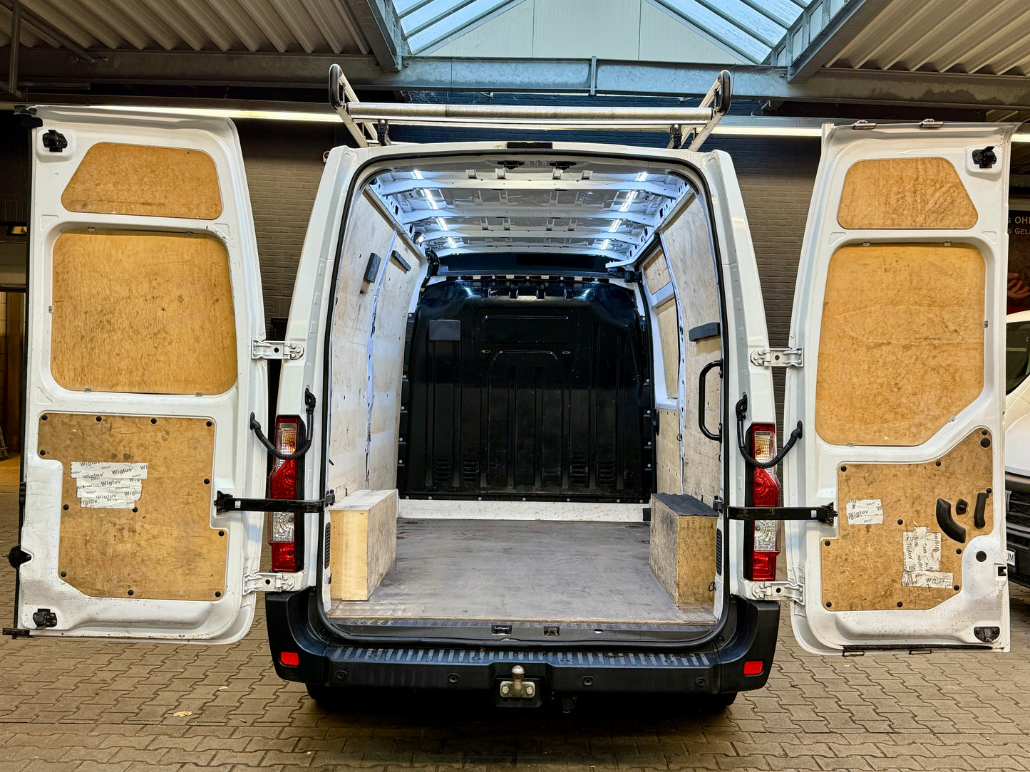 Renault Master 2.3 dCi L2H2 3,5t AHK KLIMA CAM TEMPOMAT