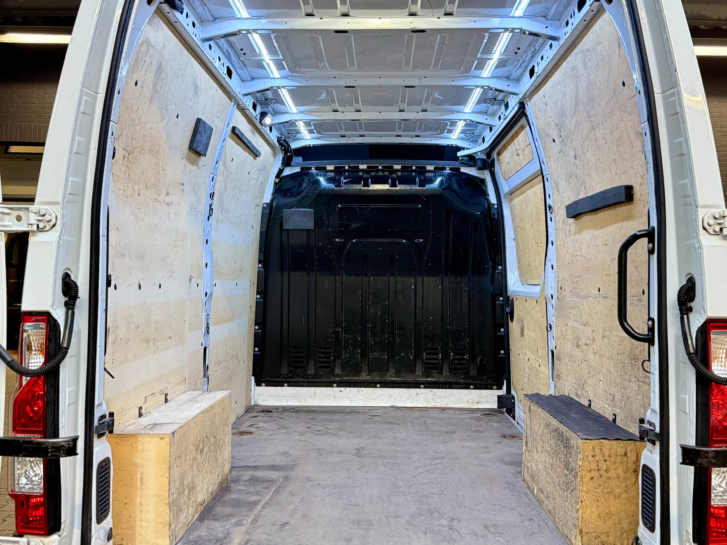 Renault Master 2.3 dCi L2H2 3,5t AHK KLIMA CAM TEMPOMAT