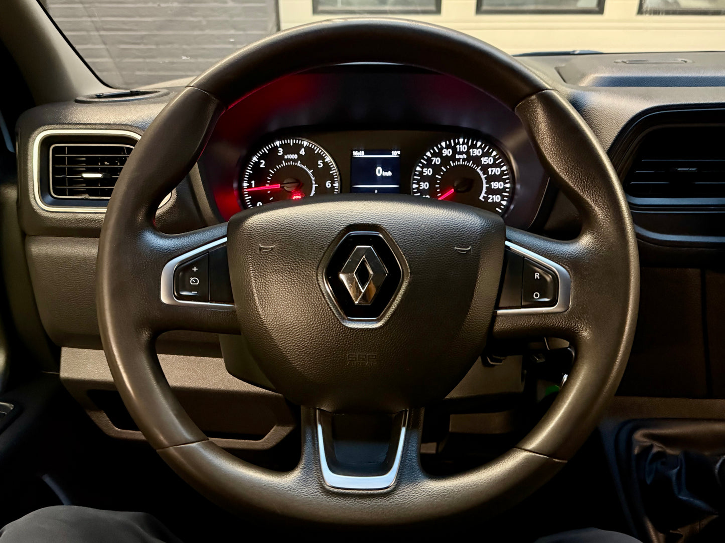 Renault Master 2.3 dCi L2H2 3,5t AHK KLIMA CAM TEMPOMAT