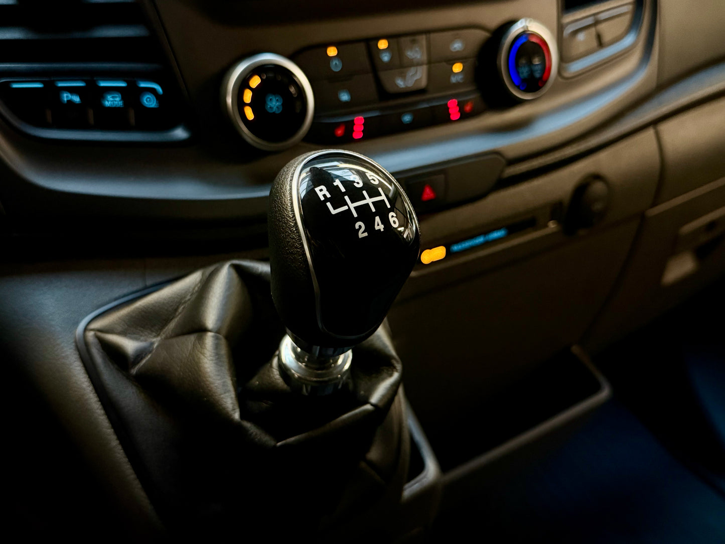 Ford Transit 2.0 D L4H3 3,5t ZWILLING AHK KLIMA KAMERA