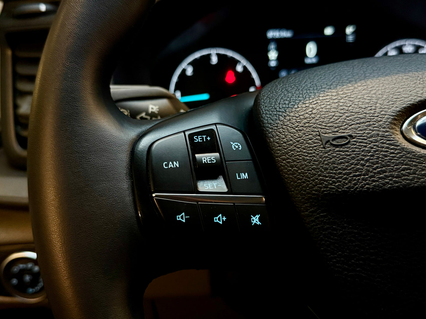 Ford Transit 2.0 D L4H3 3,5t ZWILLING AHK KLIMA KAMERA