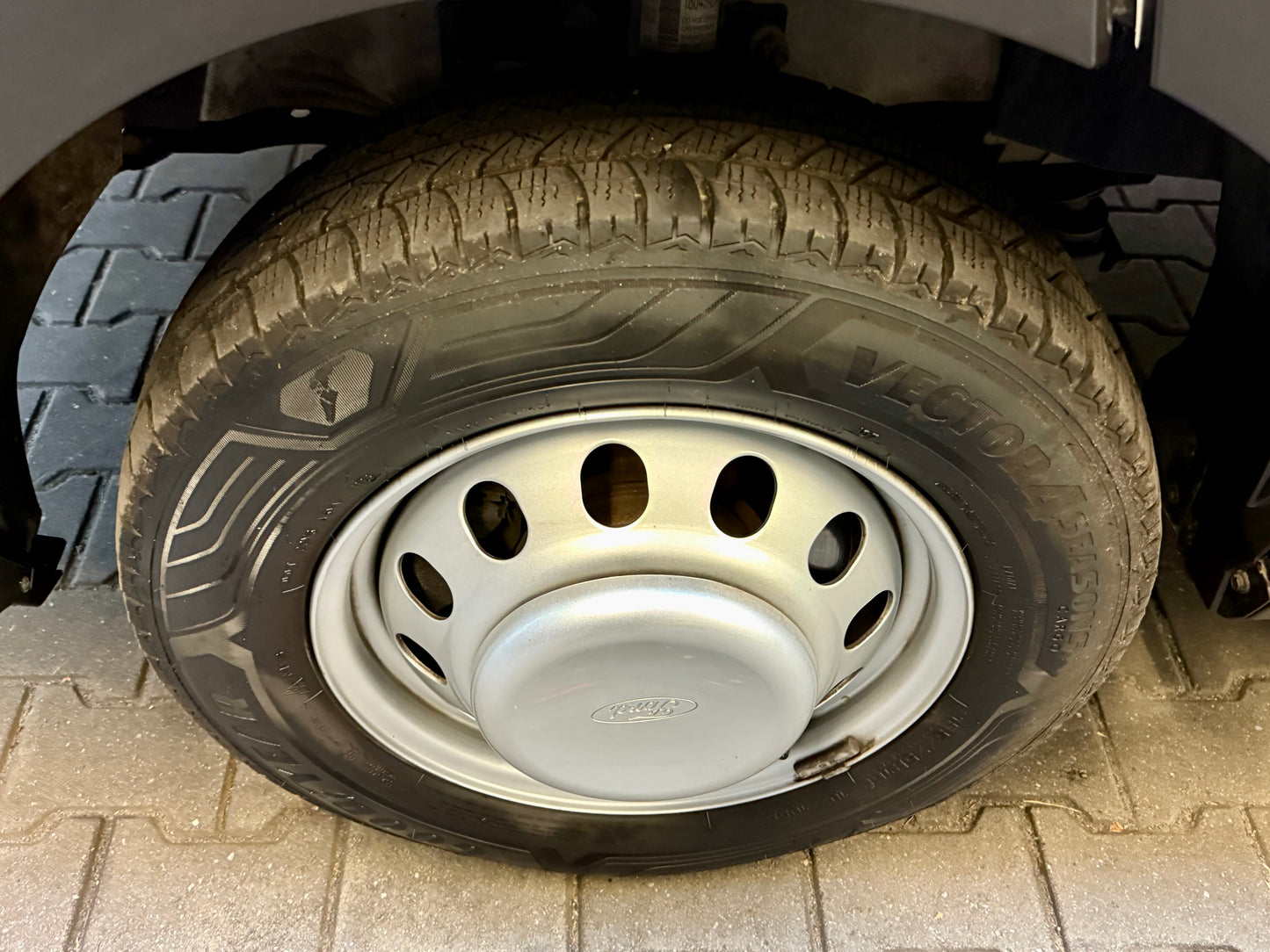 Ford Transit 2.0 D L4H3 3,5t ZWILLING AHK KLIMA KAMERA