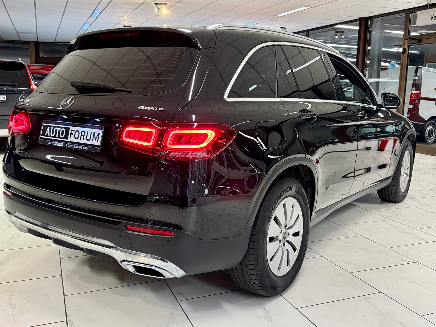 Mercedes-Benz GLC 200 4M EXCLUSIVE LED LEDER AHK PDC SHZ NAVI