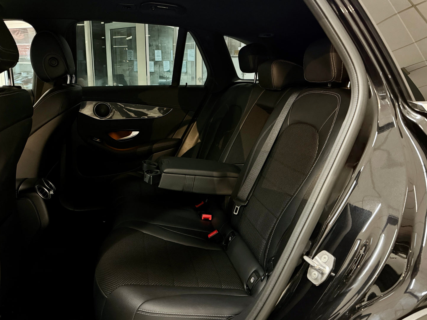 Mercedes-Benz GLC 200 4M EXCLUSIVE LED LEDER AHK PDC SHZ NAVI