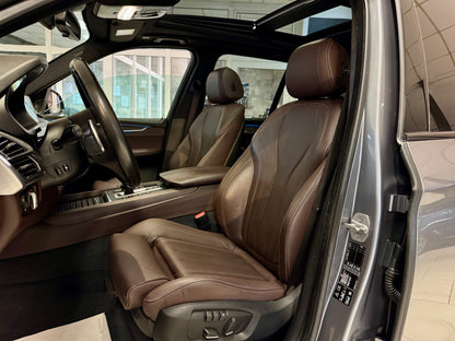 BMW X5 M50d LEDER AHK HEADUP PANO ACC SOFTCLOSE H/K