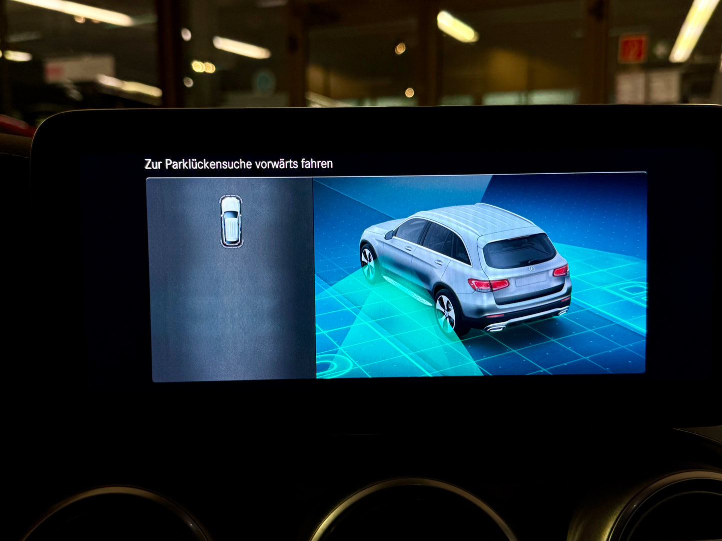 Mercedes-Benz GLC 200 4M EXCLUSIVE LED LEDER AHK PDC SHZ NAVI