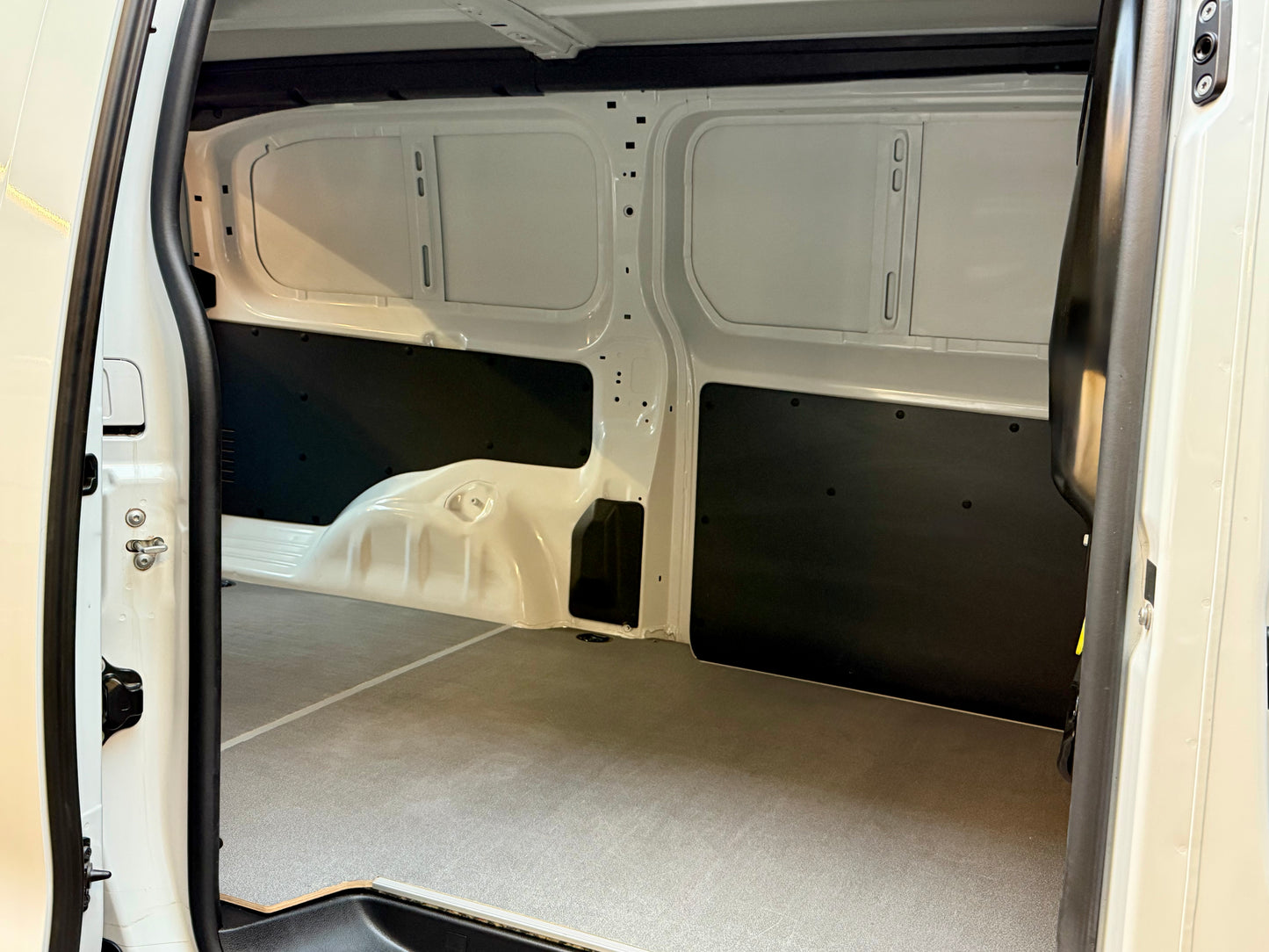 Toyota ProAce 2.0 D L2 MEISTER NAVI KLIMA TEMPOMAT PDC