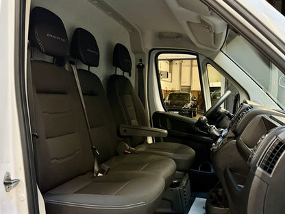 Fiat Ducato 2.2 D L4H2 3,5t KLIMA CAM PDC 3-SITZER