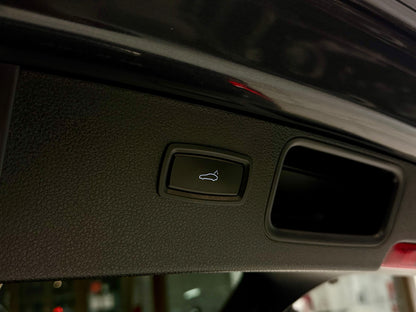 Porsche Macan 2.0 SPORTCHRONO SPORTDESIGN BOSE AHK 360CAM