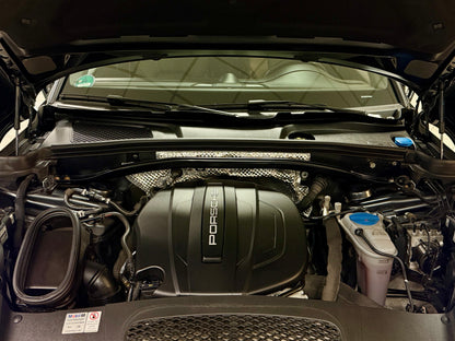 Porsche Macan 2.0 SPORTCHRONO SPORTDESIGN BOSE AHK 360CAM