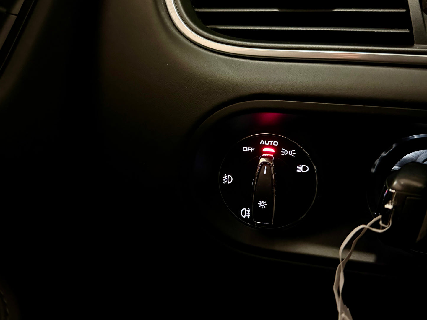 Porsche Macan 2.0 SPORTCHRONO SPORTDESIGN BOSE AHK 360CAM