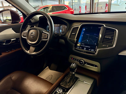 Volvo XC90 2.0 D5 AWD LEDER NAVI AHK STANDHZG CAM PDC