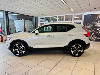 Volvo XC40 2.0 D4 AWD INSCRIPTION LEDER 360CAM AHK NAV