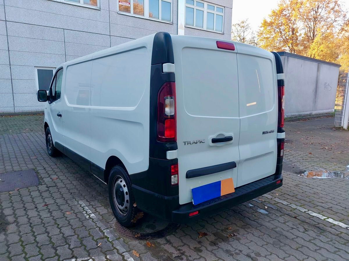 Renault Trafic 2.0 dCi L2H1 3,0t NAVI KLIMA 3STZ TEMPOMAT