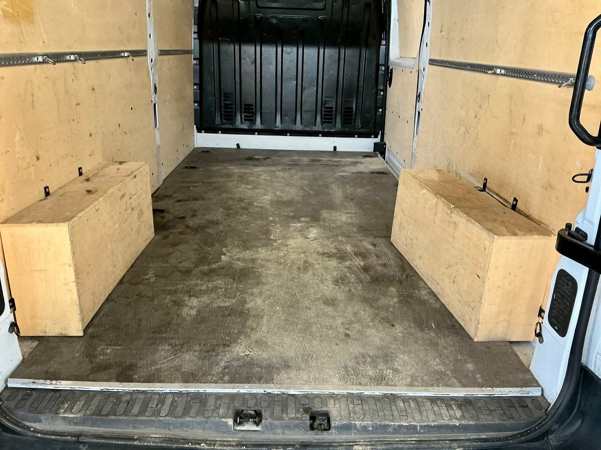 Renault Master 2.3 dCi L3H2 3,5t KLIMA PDC 3-SITZE BLUE