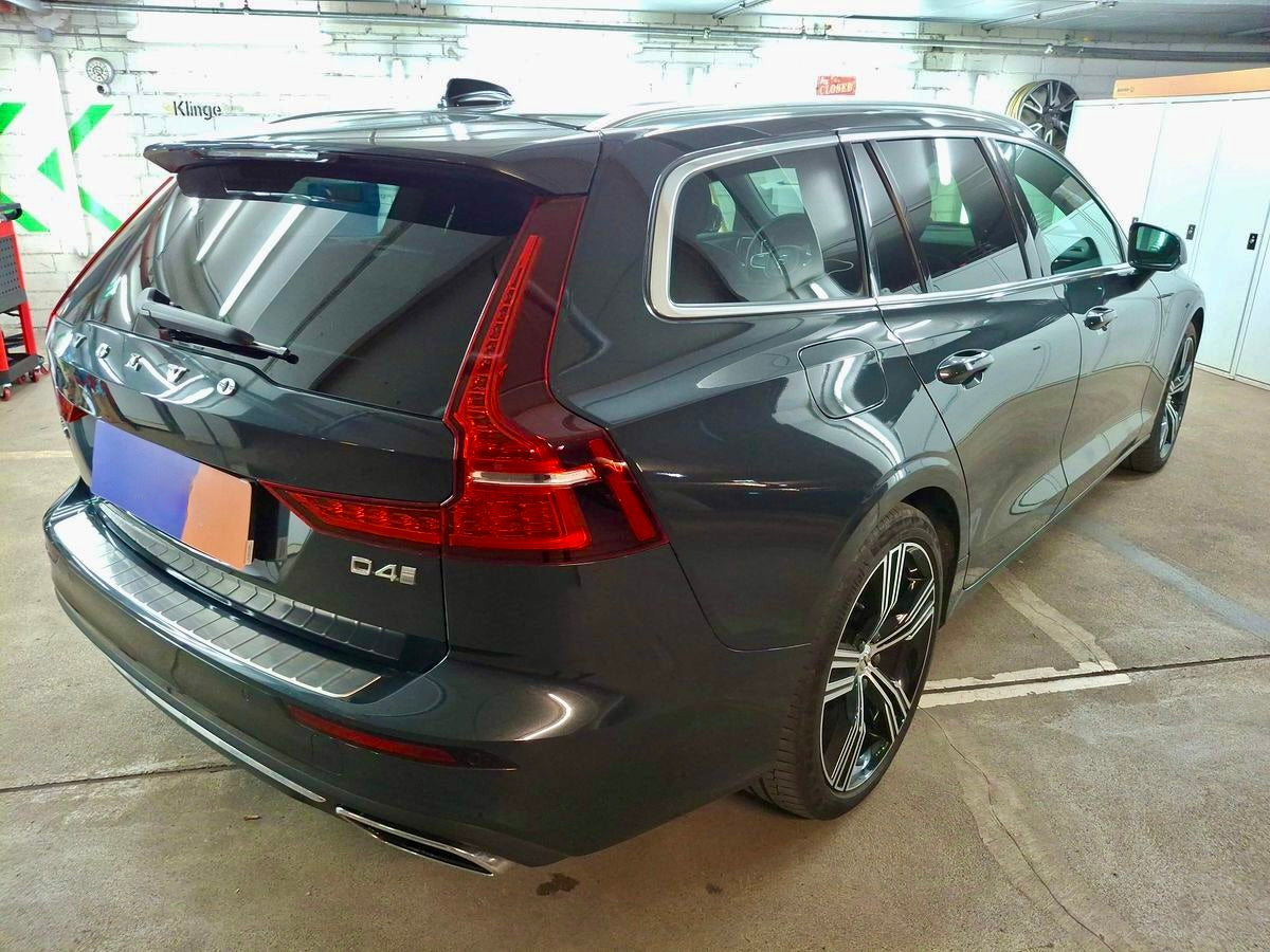 Volvo V60 2.0 D4 INSCRIPTION AHK LEDER NAVI H/K KAMERA