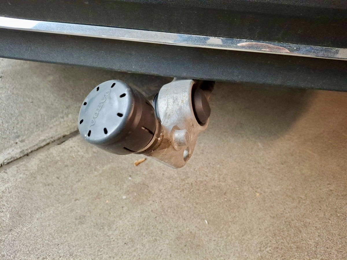 Volvo V60 2.0 D4 INSCRIPTION AHK LEDER NAVI H/K KAMERA