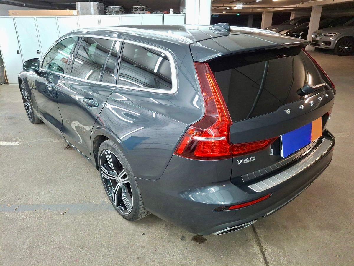 Volvo V60 2.0 D4 INSCRIPTION AHK LEDER NAVI H/K KAMERA