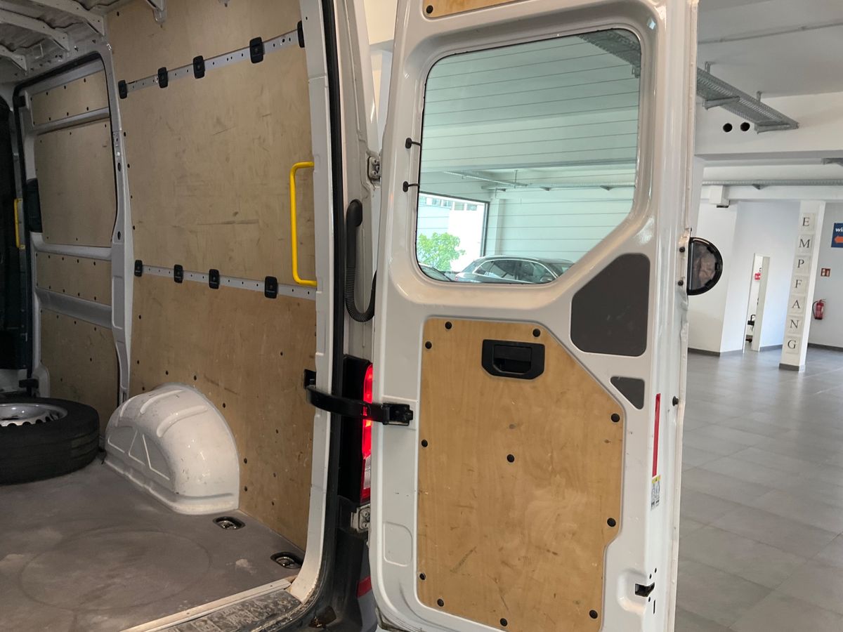 Volkswagen Crafter 2.0 TDI L3H3 mittellang KLIMA AHK CAM