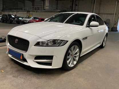 Jaguar XF 20d R-SPORT AWD LIMO LEDER NAVI SHZ LED CAM