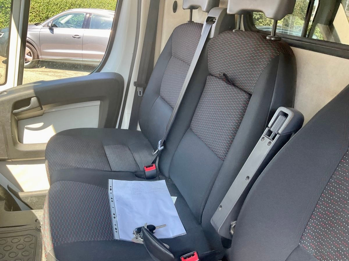 Citroën Jumper 2.0 HDi L1H1 3,0t 3SITZE AHK NAVI SITZHZ