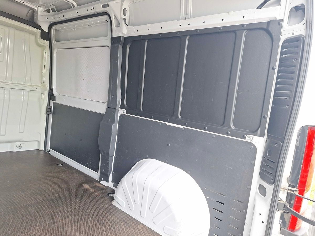 Fiat Ducato 2.3 D L2H2 3,3t KLIMA 3-SITZE PDC VERKLEIDET