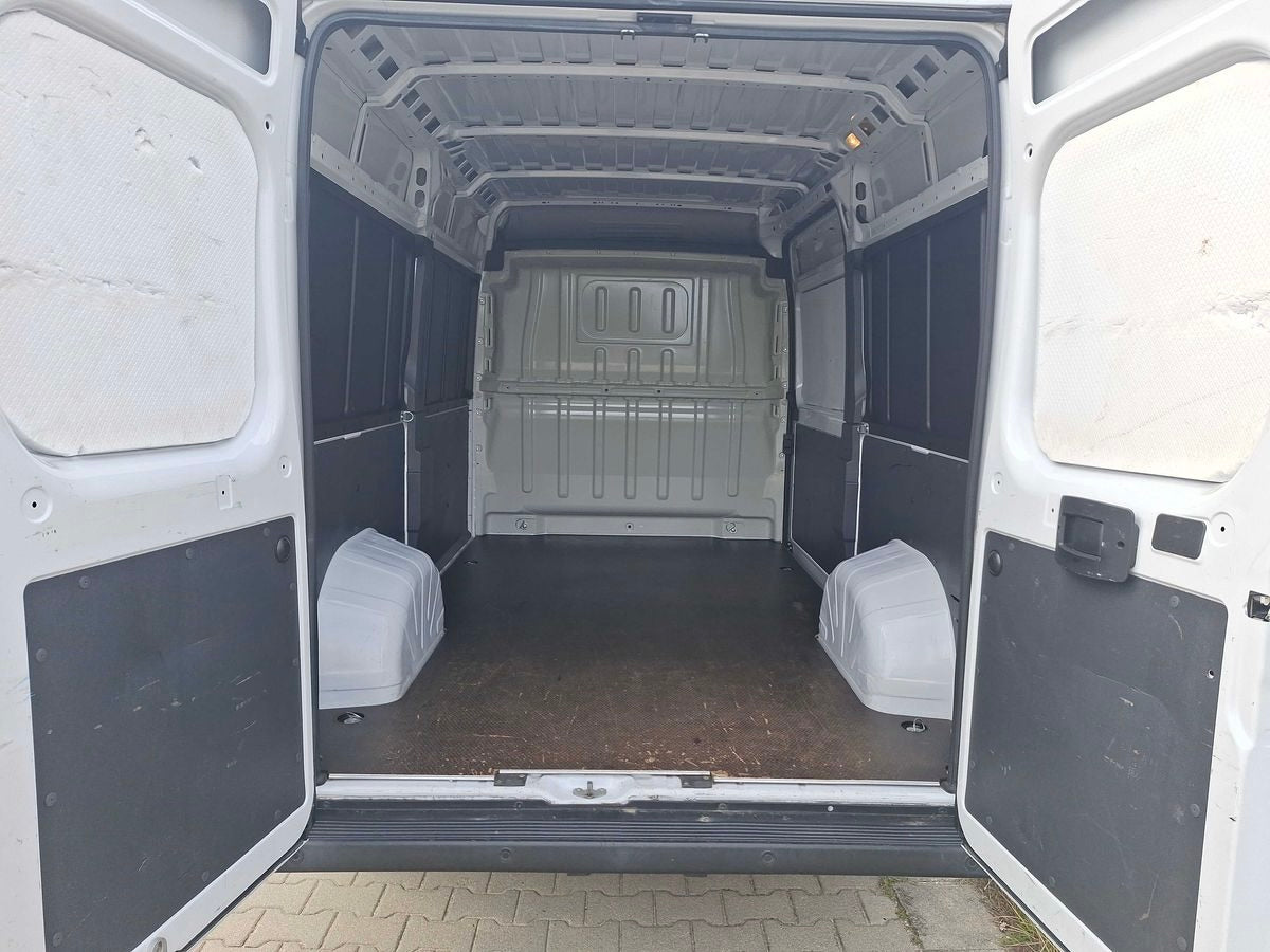 Fiat Ducato 2.3 D L2H2 3,3t KLIMA 3-SITZE PDC VERKLEIDET