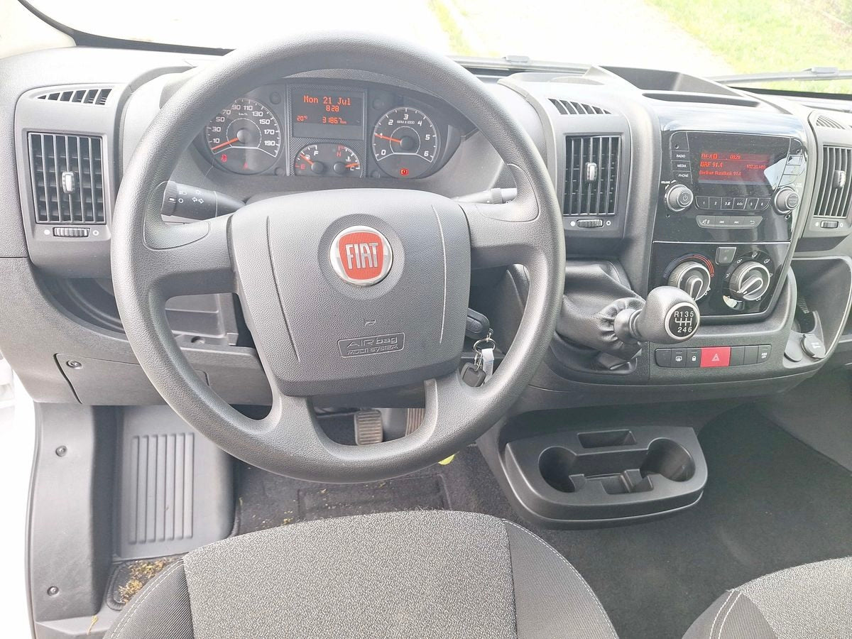 Fiat Ducato 2.3 D L2H2 3,3t KLIMA 3-SITZE PDC VERKLEIDET